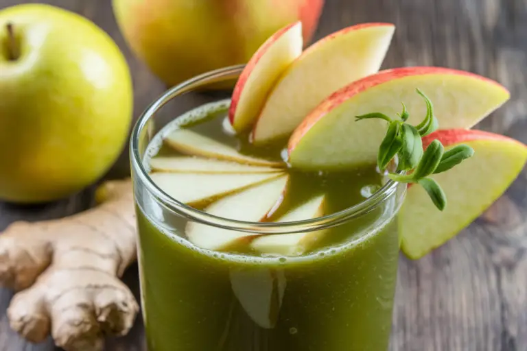 Apple, Pear & Ginger Cleanse Juice: The Ultimate Detox Hack