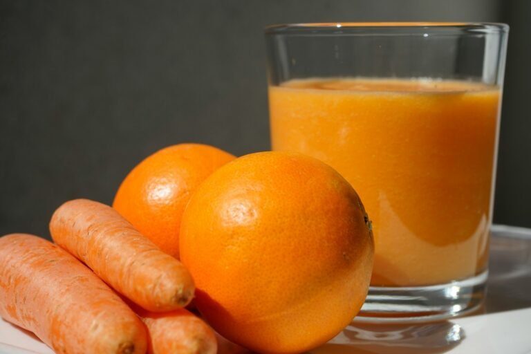 Carrot, Beet & Ginger Cleanse Juice You Have To Try
