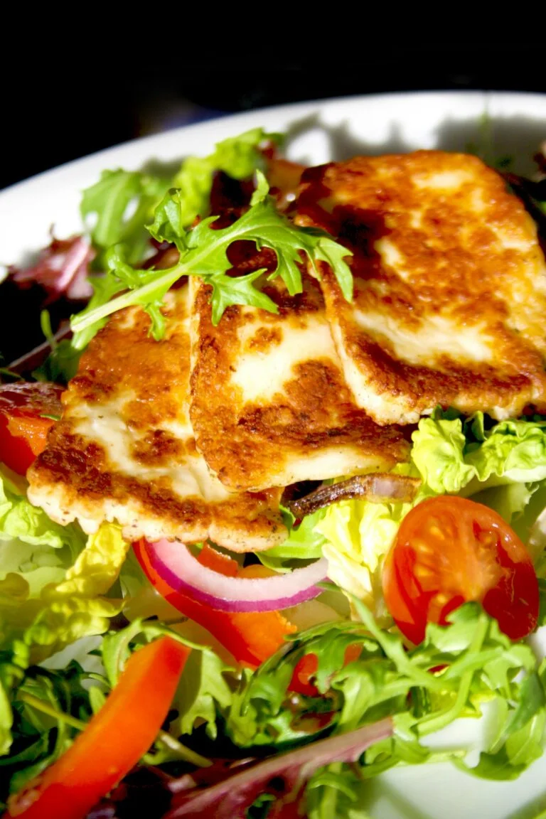 Grilled Halloumi Salad with Cherry Tomatoes & Mint: The Salad That Actually Feels Like a Meal