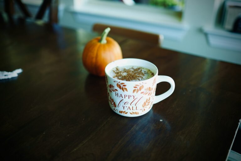 6 Fall Smoothies to Try That Taste Like Sweater Weather