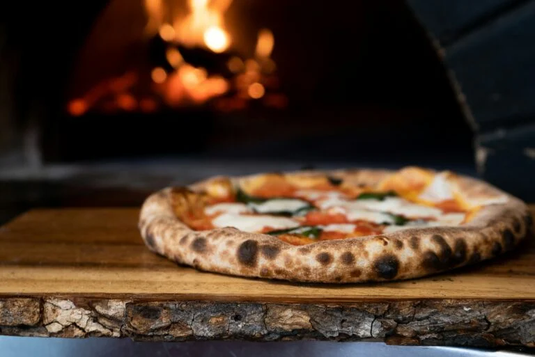 How to Make Authentic Italian Pizza Crust (Neapolitan-Style)