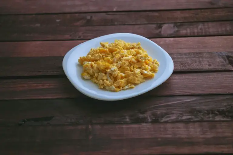 6 Breakfast Ideas With Scrambled Eggs That’ll Brighten Your Morning