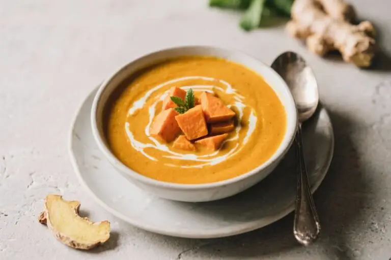 Vibrant Curried Sweet Potato & Ginger Soup (Immunity-Boosting) – Cozy, Creamy, and Comforting